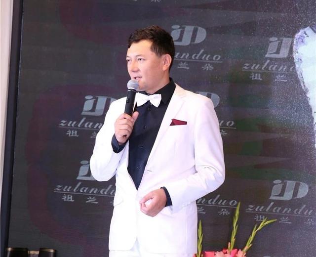 شىرئەلى ئەلتىكىن